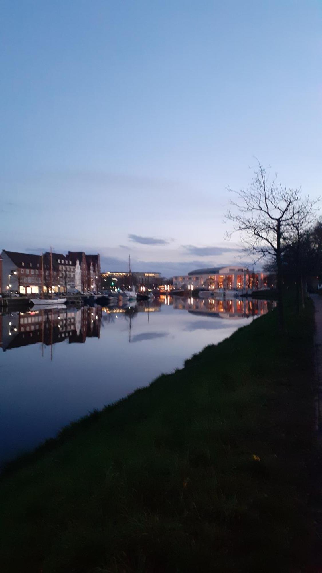 Likedeeler Am Stadthafen Lübeck Exteriör bild