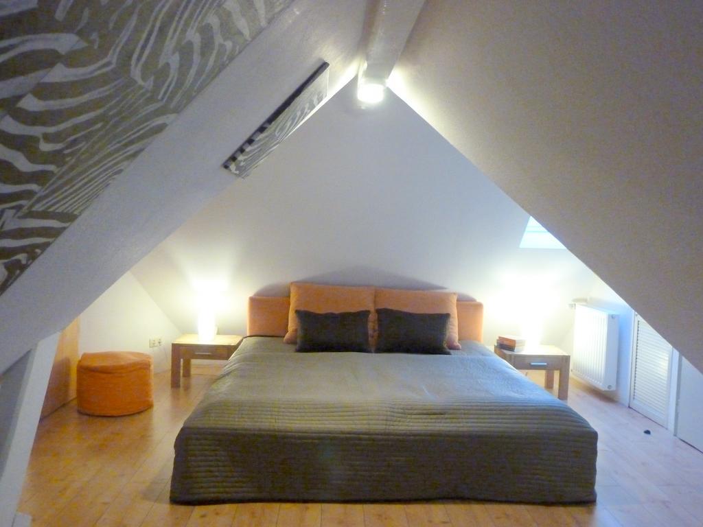 Likedeeler Am Stadthafen Lübeck Rum bild