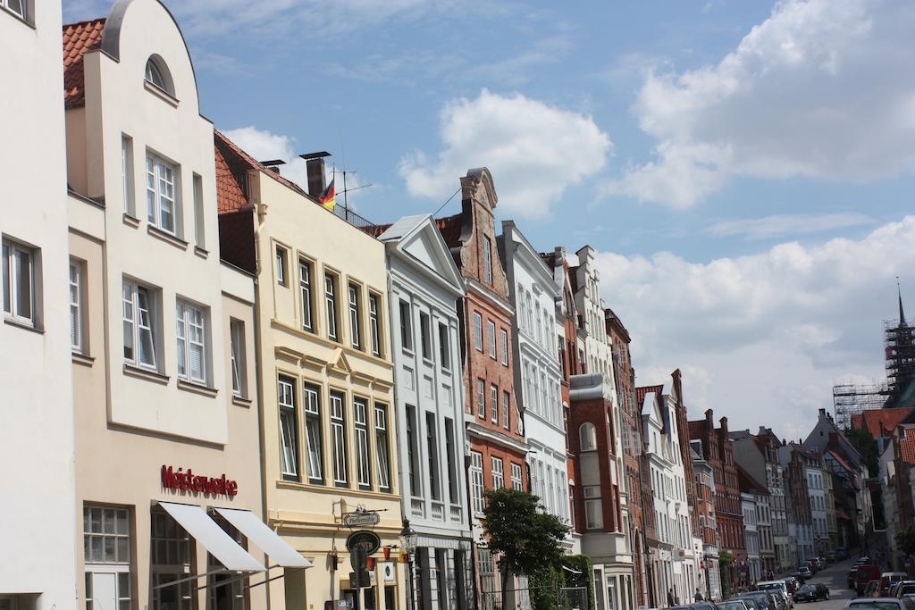 Likedeeler Am Stadthafen Lübeck Exteriör bild