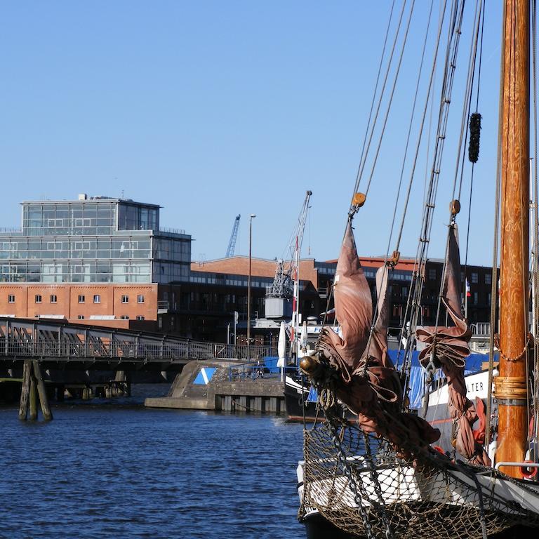 Likedeeler Am Stadthafen Lübeck Exteriör bild